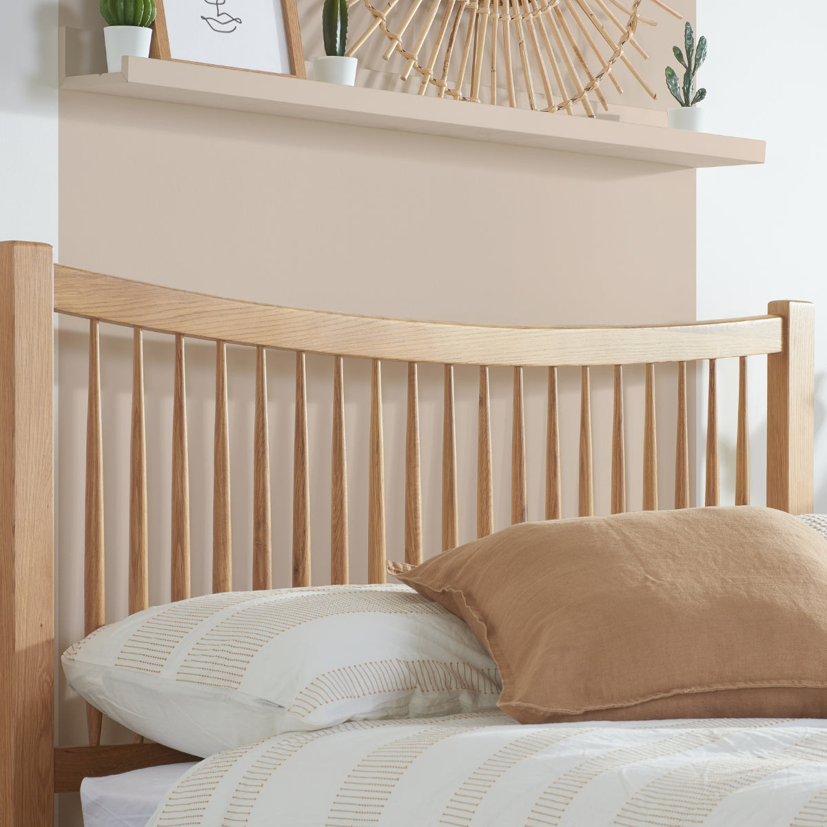 Berwick King Bed