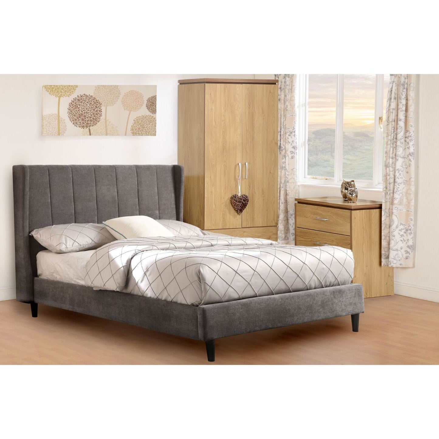 Amelia 4ft6 Double Bed - Velvet