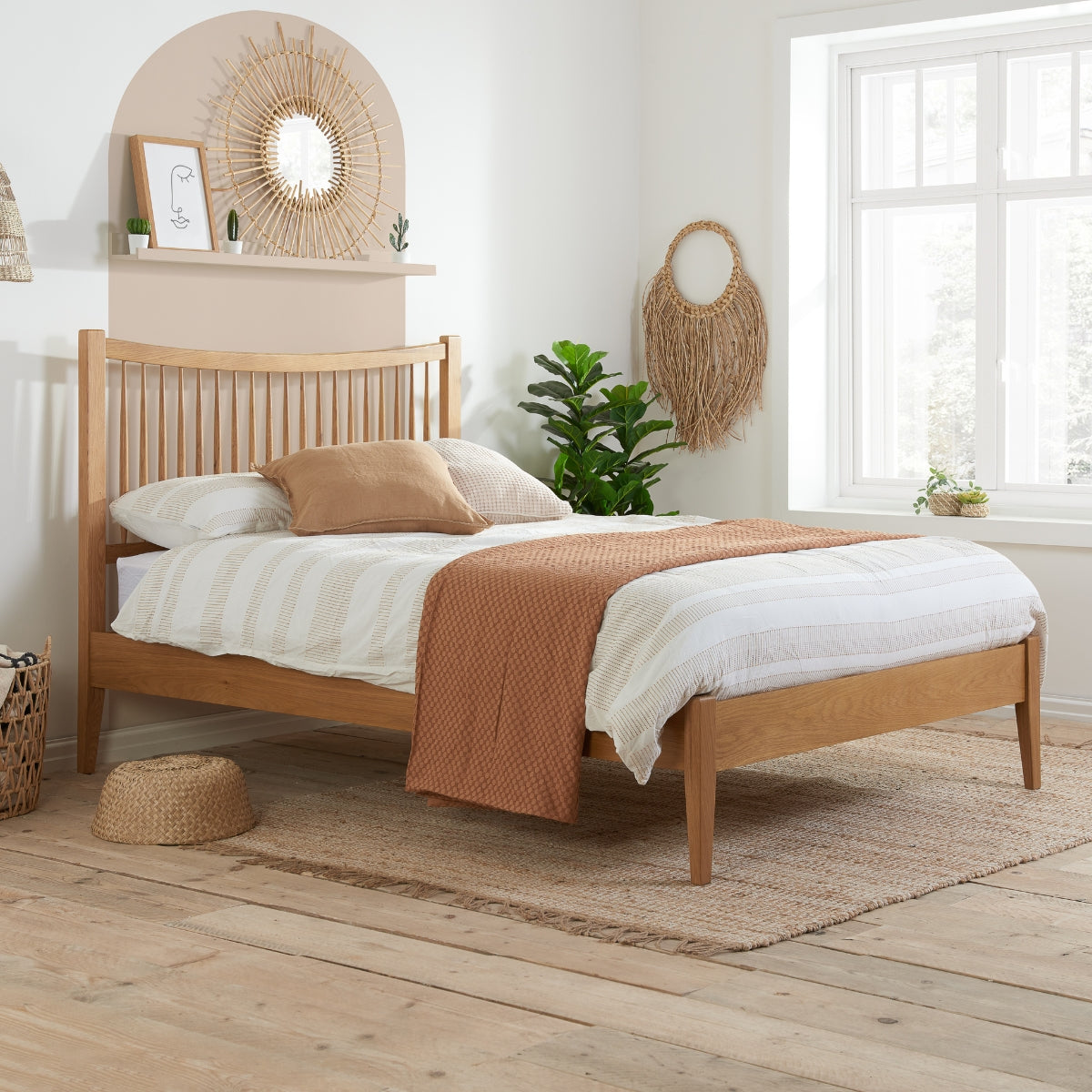 Berwick King Bed